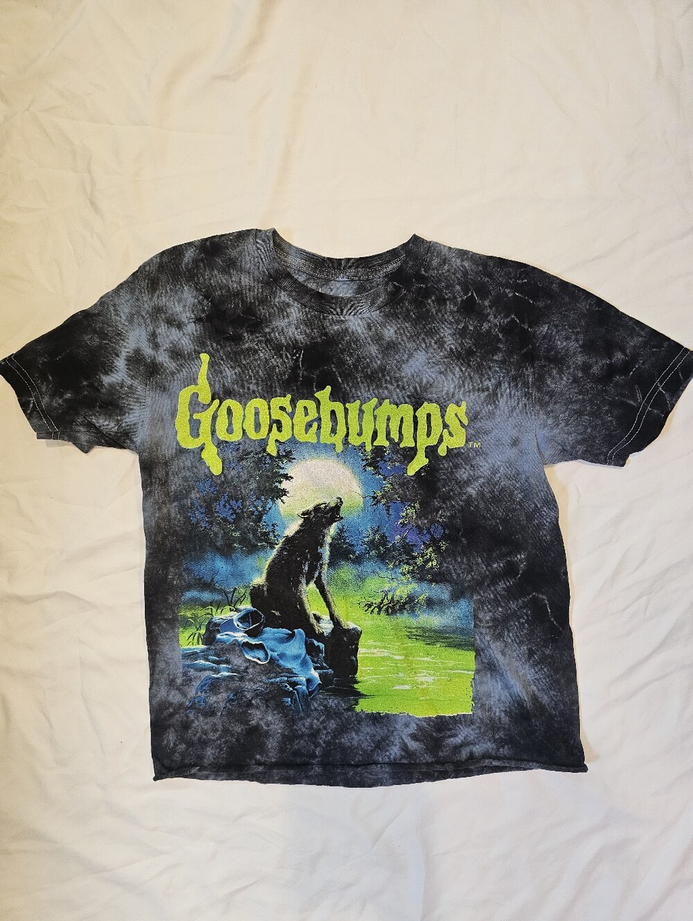 Goosebumps Gray Tie-Dye Werewolf Graphic Tee - Neon Green Print- Youth Small